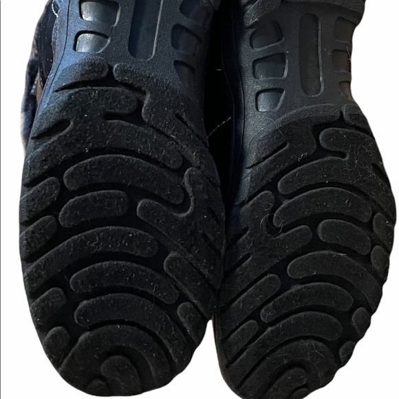 US Polo Assn Winter Lace-Up Boots. Very nice. Rarely warn. - Picture 5 of 7